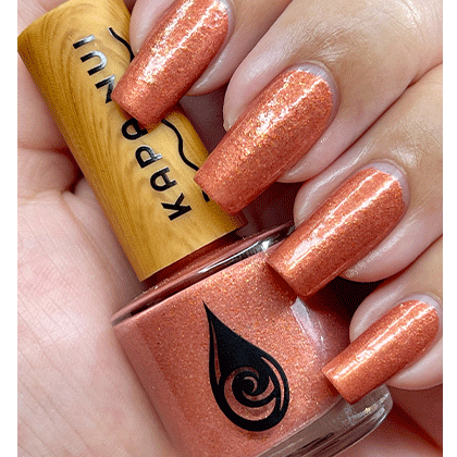 blushing sun non toxic non toxic nail polish hand swatch