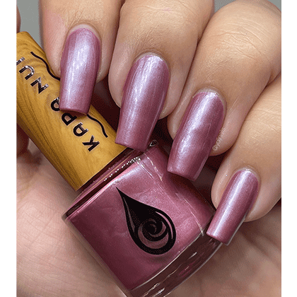 evening orchid non toxic nail polish hand swatch