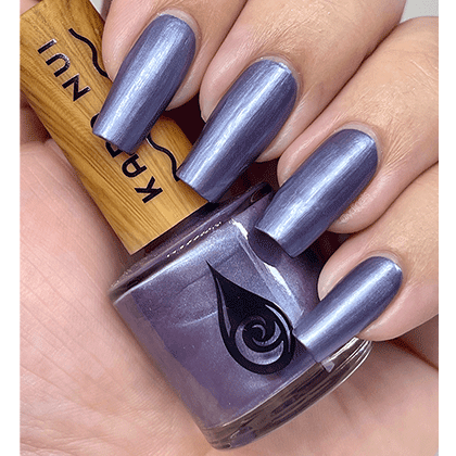 uala non toxic nail polish hand swatch