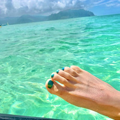 anini non toxic nail polish in ocean