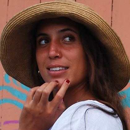 woman wearing non toxic nail polish nohea