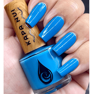 non toxic nail polish swatch in color kailua bay