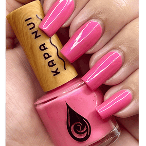 maui rose non toxic nail polish hand swatch